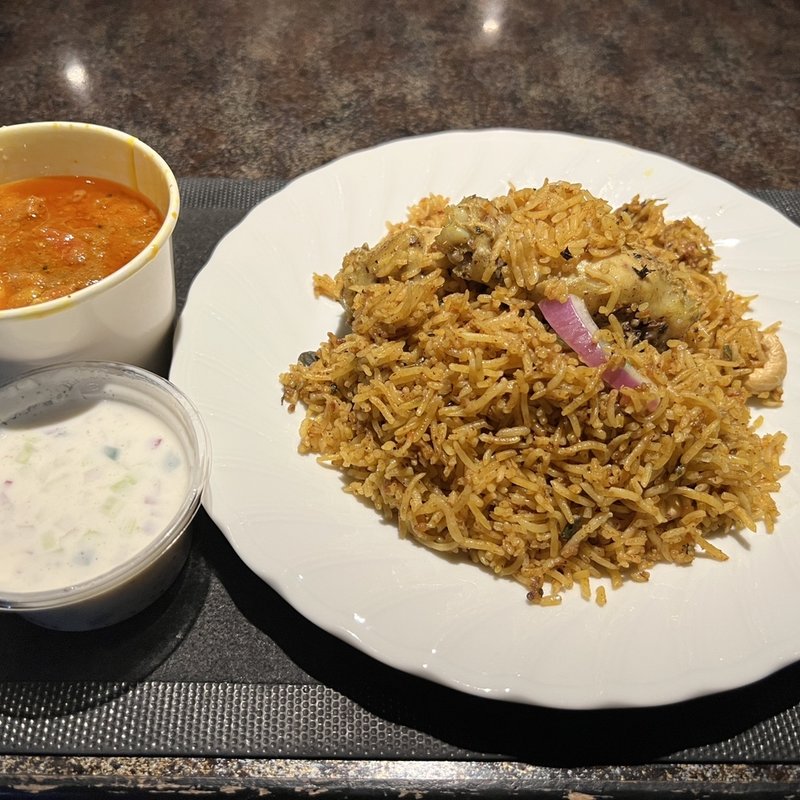 チキンビリヤニセット(デリバリー)(エリックサウス八重洲店)