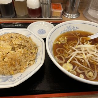 おともラーメン(福しん池袋明治通り店)