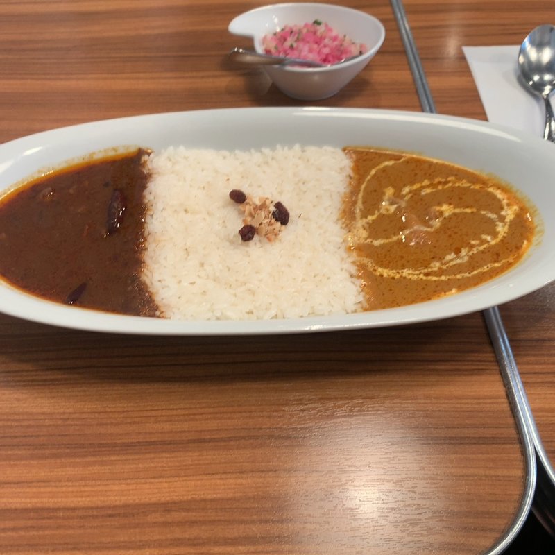 バターチキンカリー＆ビーフカレー M(CURRY UP -HARAJUKU-)