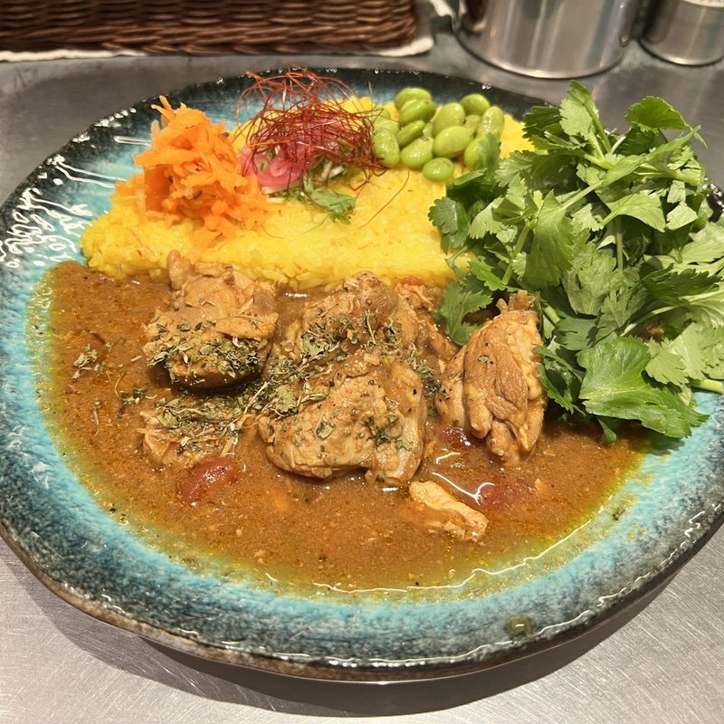 スパイシーチキンカレー(スパイスカリー銀座半月)
