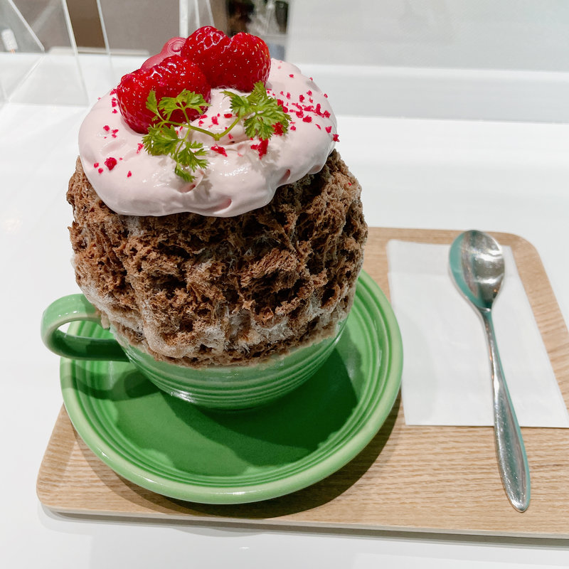 ベリーベリーショコラ氷(かき氷&デザート&カフェ ボンジョルネ)