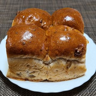 ふんわりくるみパン(ブランジェ浅野屋 池袋西口店)