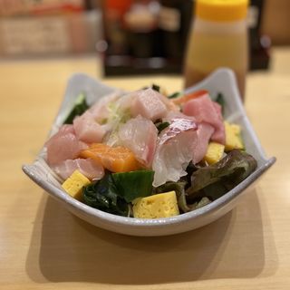 海鮮サラダ(ハーフ)(寿司居酒屋や台ずし  御器所町店)