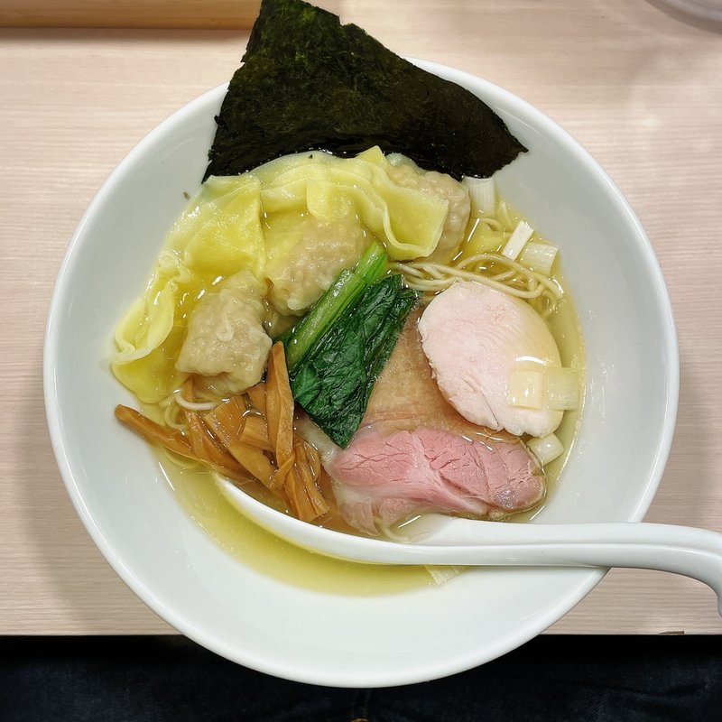 ワンタン塩中華ソバ(中華ソバ ちゃるめ)