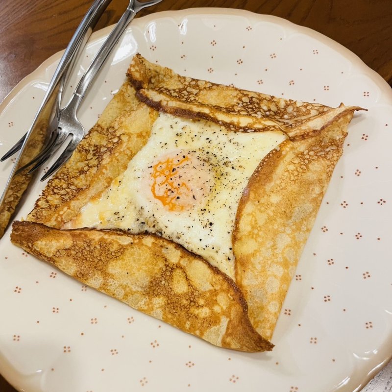 そば粉のガレット(ビストロフルフル)