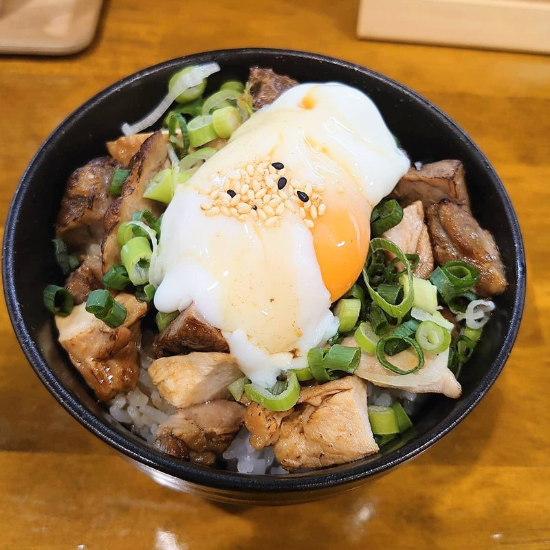 チャーシューごはん(麺屋ぬまた)