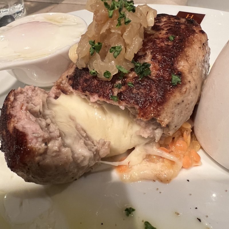 ハンバーグモッツァレラチーズ(ハンバーグ ウィル （Hamburg Will）)