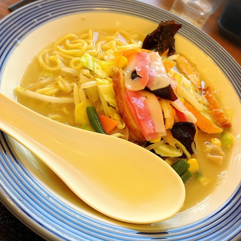 鶏白湯の濃厚ちゃんぽん(リンガーハット 小倉富野店)