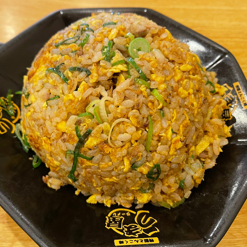 チャーハン（大盛）(豚旨うま屋ラーメン 千種猪子石店)