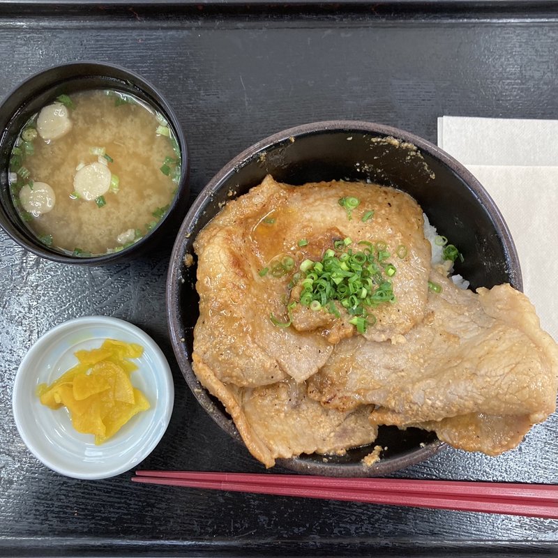 秩父名物 豚の味噌漬け丼(道なか食堂 げんき)