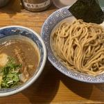 濃厚味玉入つけ麺(道玄坂マンモス)