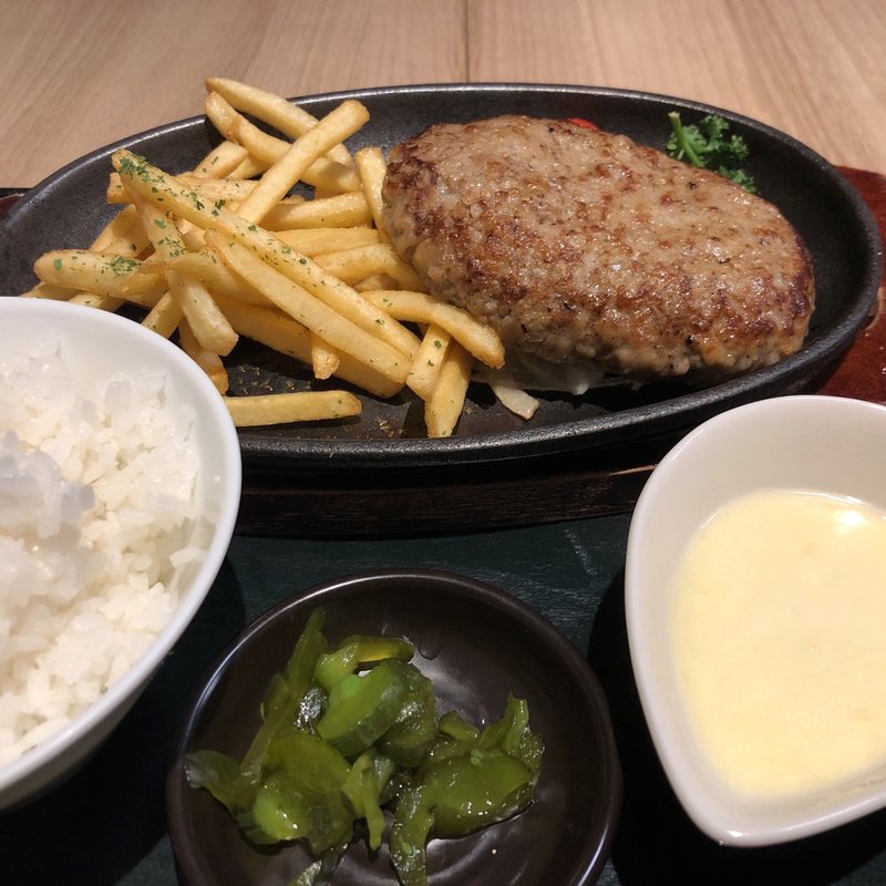 ハンバーグ定食(スカイスパヨコハマリフレッシュダイニングKOO)