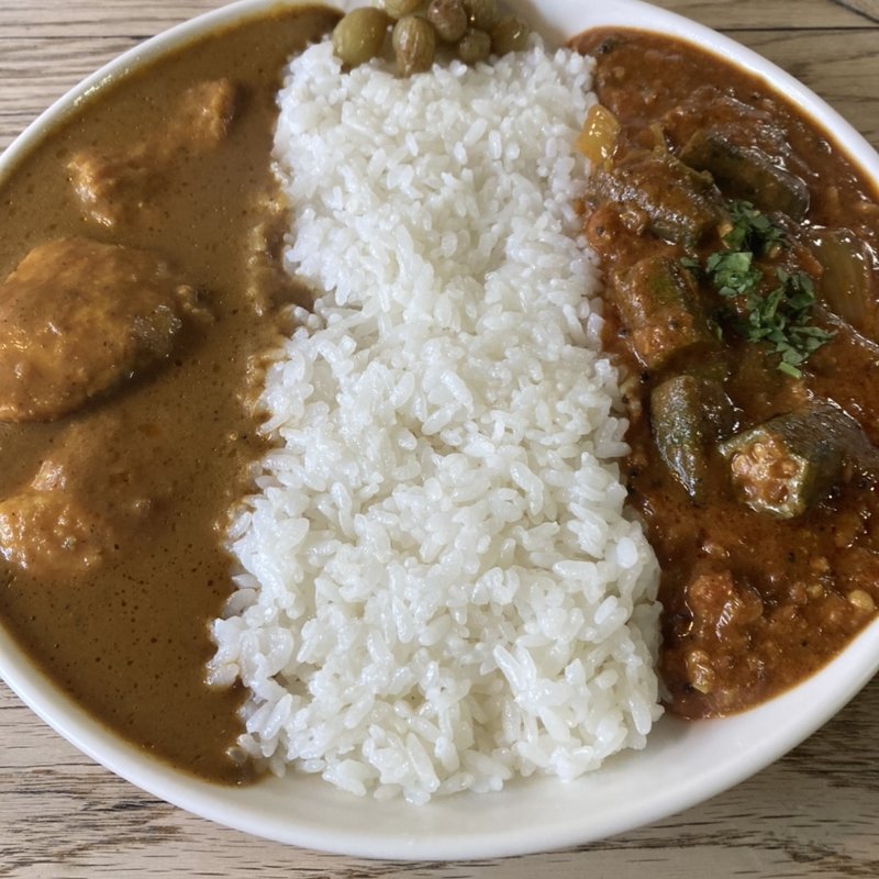 ダブルカレー(葡萄舎)