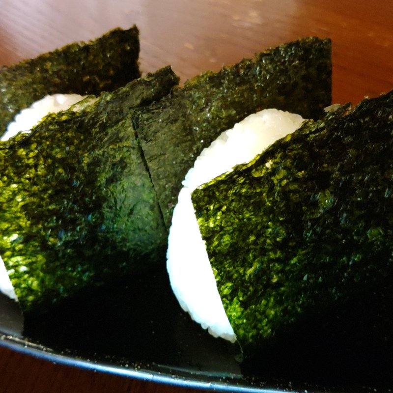 塩むすび(赤七屋 （アカシチヤ）)