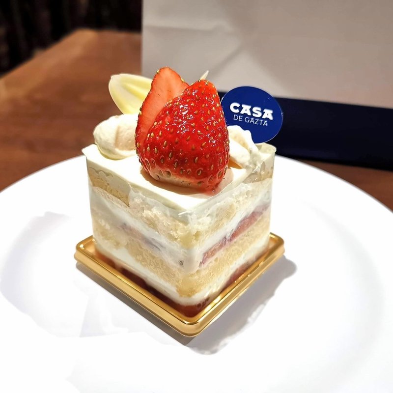 苺のチーズショートケーキ(CASA DE GAZTA)