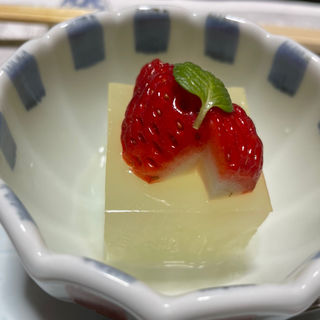 苺と柚子ゼリー(竹楽亭 )