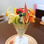 フルーツパフェ