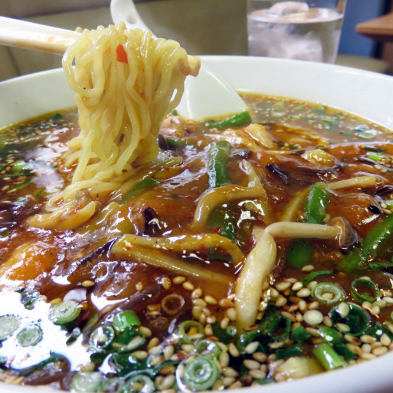 タンタン麺(中華料理 新華園(しんかえん))