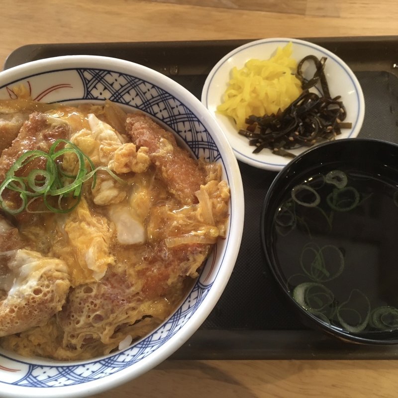 かつ丼(ウエストうどん)