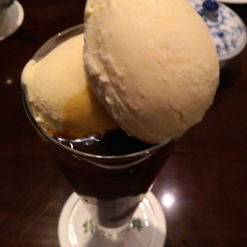 珈琲フロート(椿屋珈琲店 有楽町茶寮)