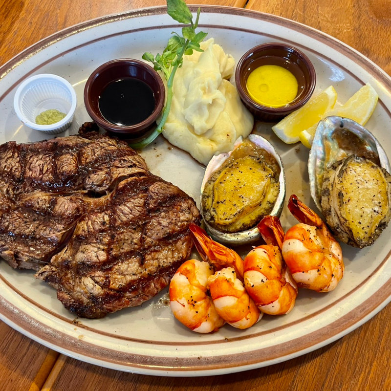 ステーキ&シーフードプラッター(シズラー 東京ドームホテル店 （Sizzler）)