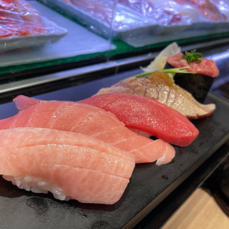 デカねた五貫(すしざんまい 神楽坂店)