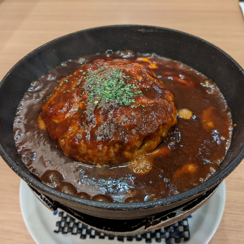 デミグラスハンバーグドリア(神戸元町ドリア モラージュ菖蒲店)