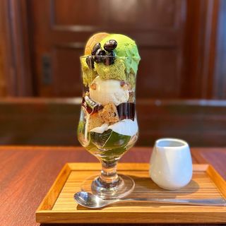 珈琲と抹茶のパフェ(前田珈琲 明倫店 （マエダコーヒー）)