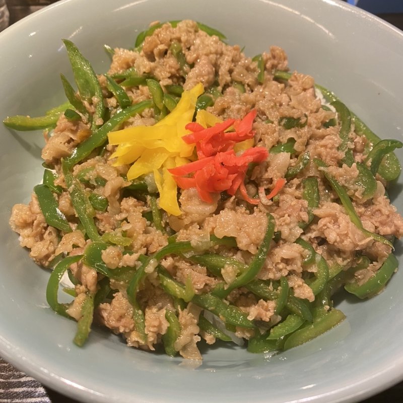 ピー丼(くりやん )