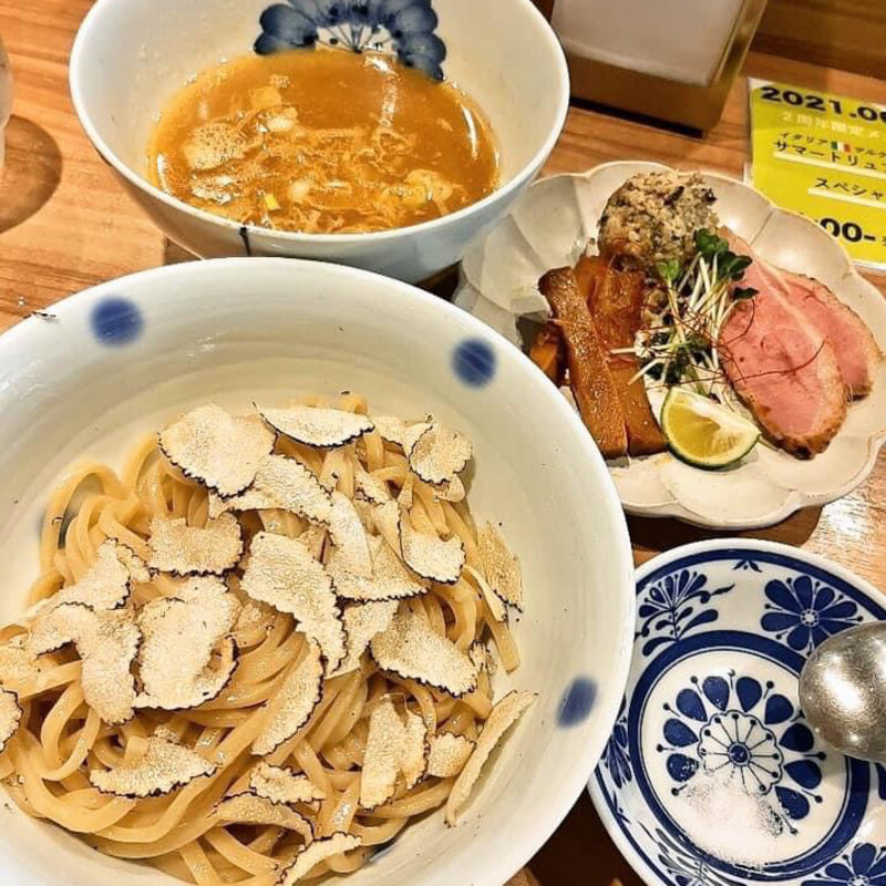 トリュフと鴨の濃厚つけ麺(Nii)