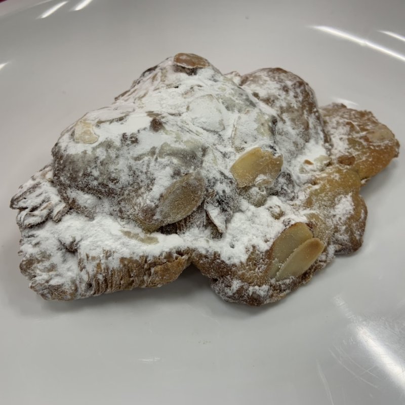 アーモンドクロワッサン(ピエール・ガニェール　パン・エ・ガトー)