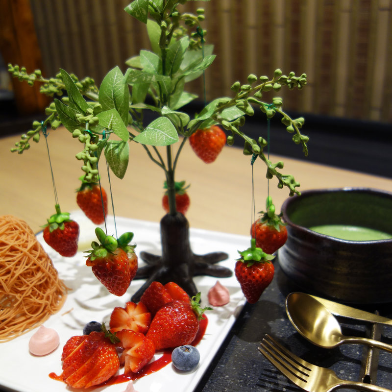 季節の贅沢果物モンブラン(栗りん(くりん) 天神店)