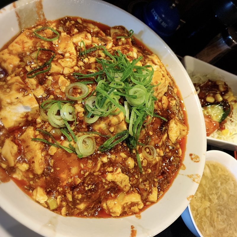 激辛四川麻婆丼セット(龍の隠れ家)
