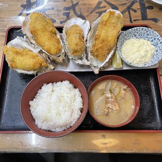 岩手　活真牡蠣フライ定食(タカマル鮮魚店 )