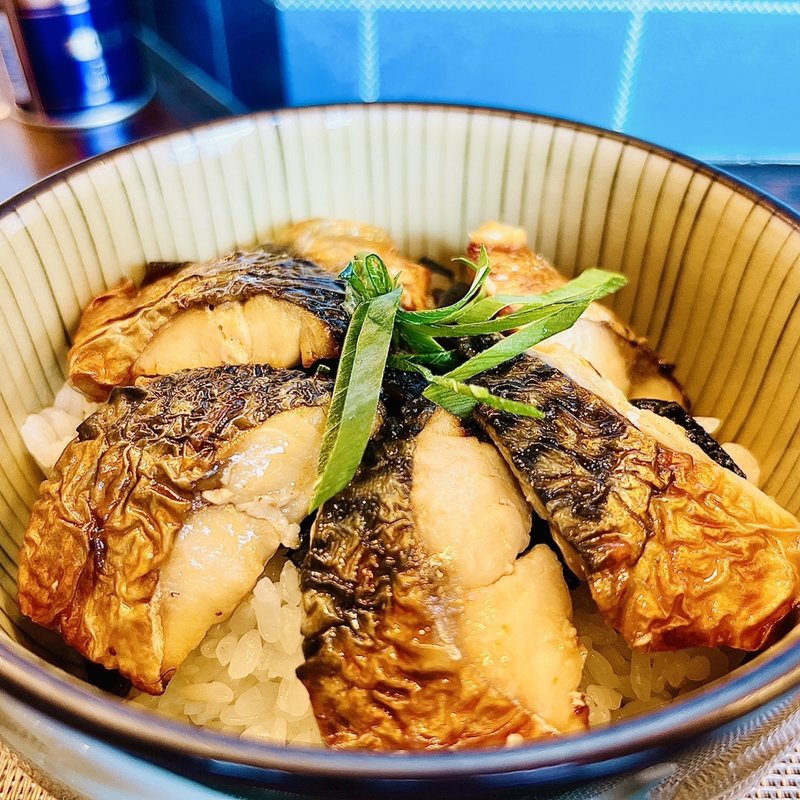 サバ丼(湘南しんば)