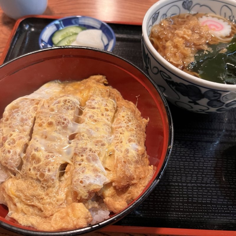 カツ丼＋たぬきそば(丸屋そば店)
