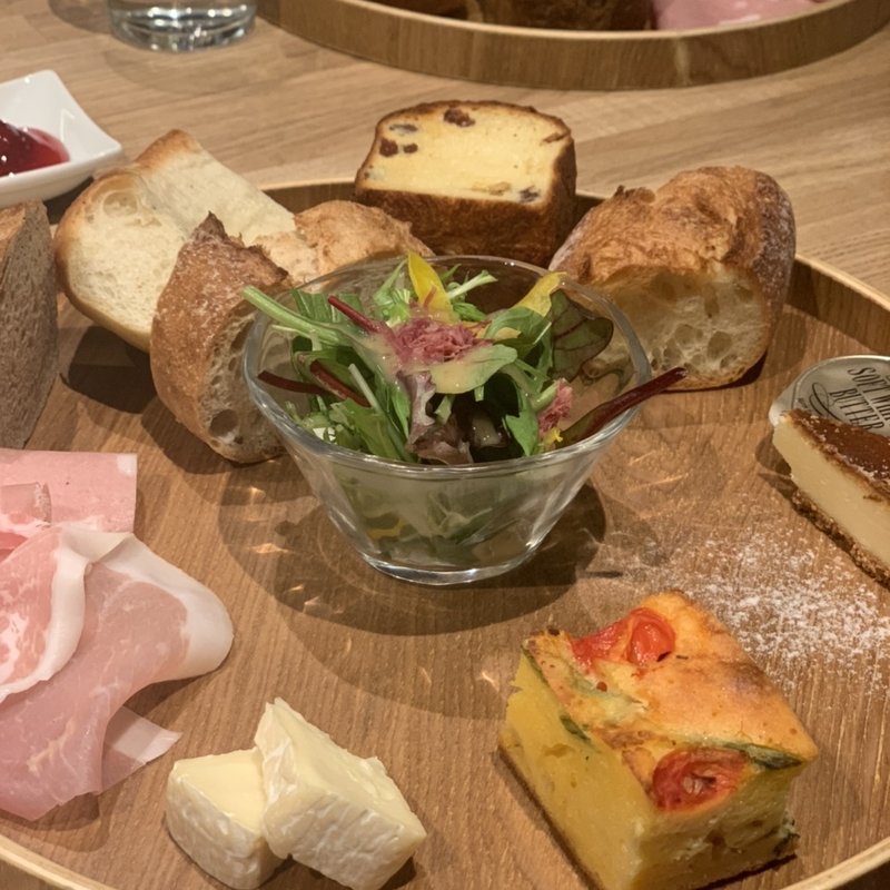 前菜(パンとエスプレッソと嵐山庭園『エスプレッソと』)