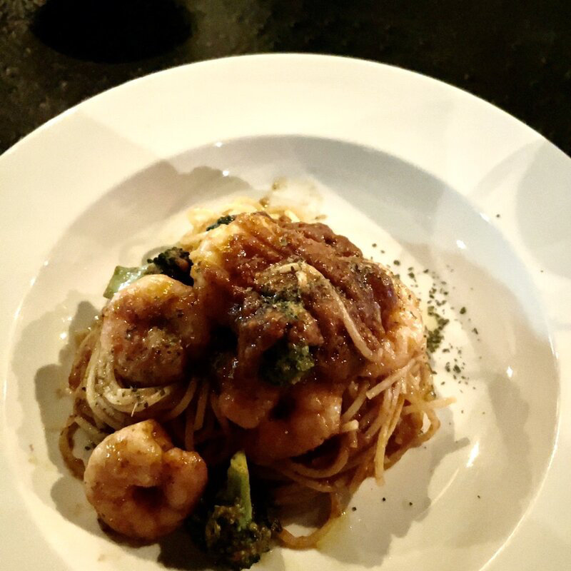 エビとブロッコリーのトマトバジルソースパスタ(ラッシュ ライフ （Lush Life）)