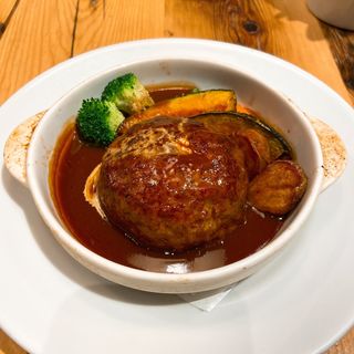 煮込みハンバーグ(HOUSE MADE 横浜ジョイナス店)