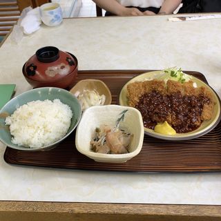 かつランチ(味噌)(とんかつの美代 神戸店 )