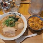 焦がし味噌らーめん(伊蔵八味噌らーめん)