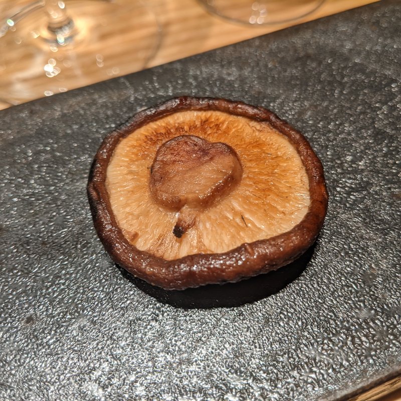 椎茸(炭火焼処 ひらこ)