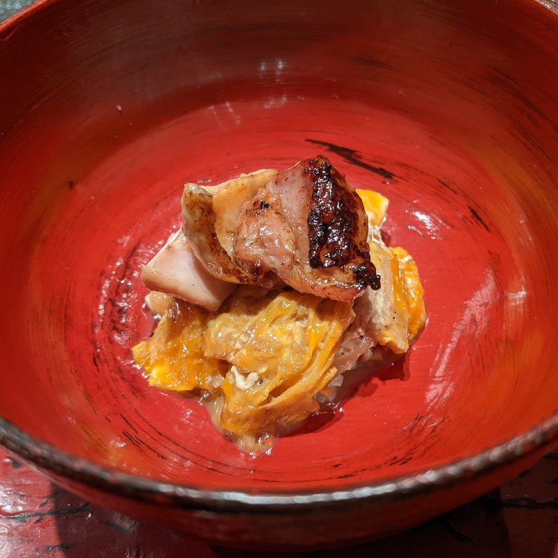 親子孫丼(炭火焼処 ひらこ)