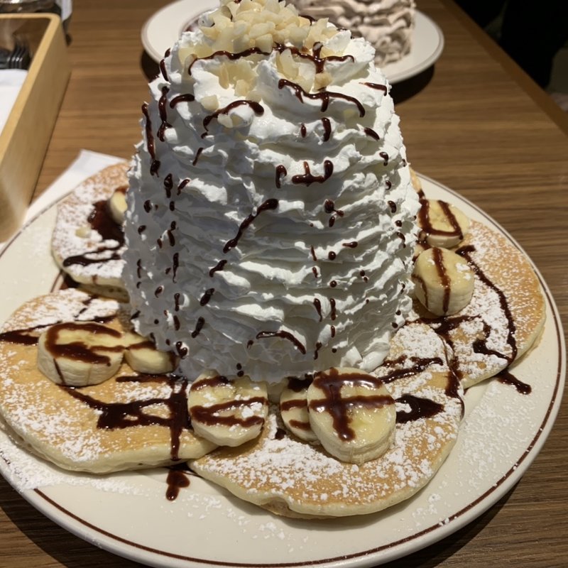 パンケーキ バナナホイップクリーム(Eggs 'n Things 銀座店)
