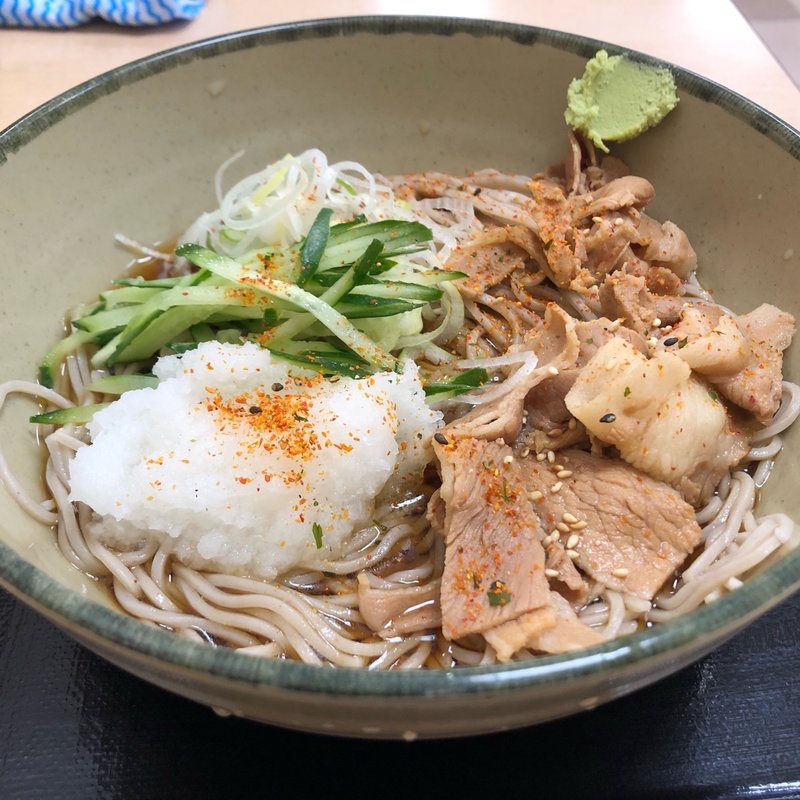 肉おろし蕎麦(名代 箱根そば 代々木上原店)