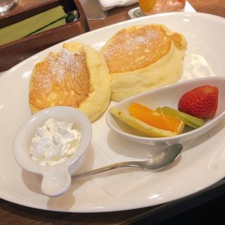 フルーツMIX パンケーキ(むさしの森珈琲 三ツ沢店)