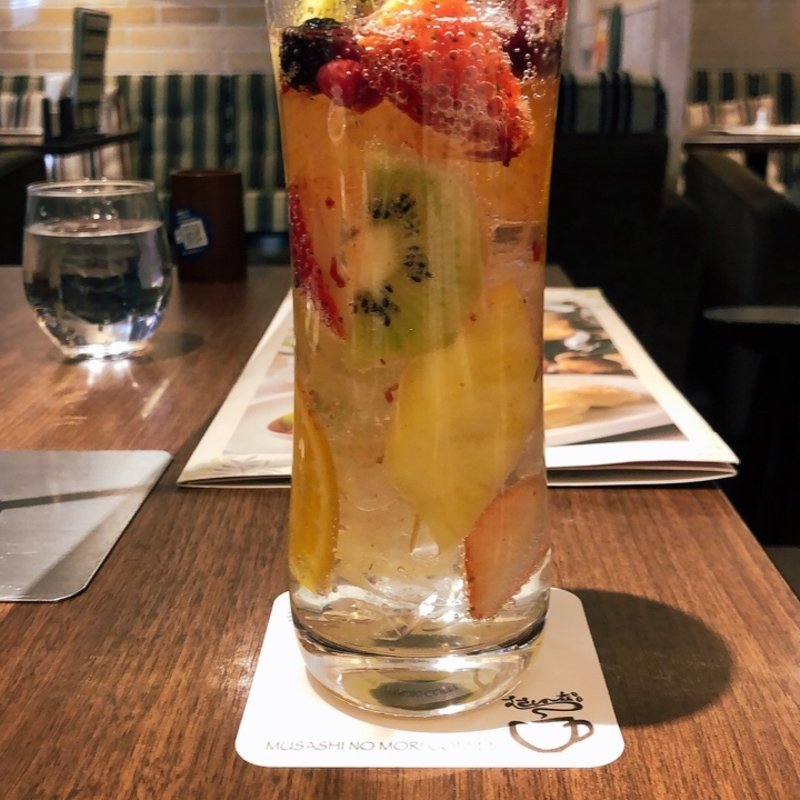 フルーツソーダ(むさしの森珈琲 三ツ沢店)
