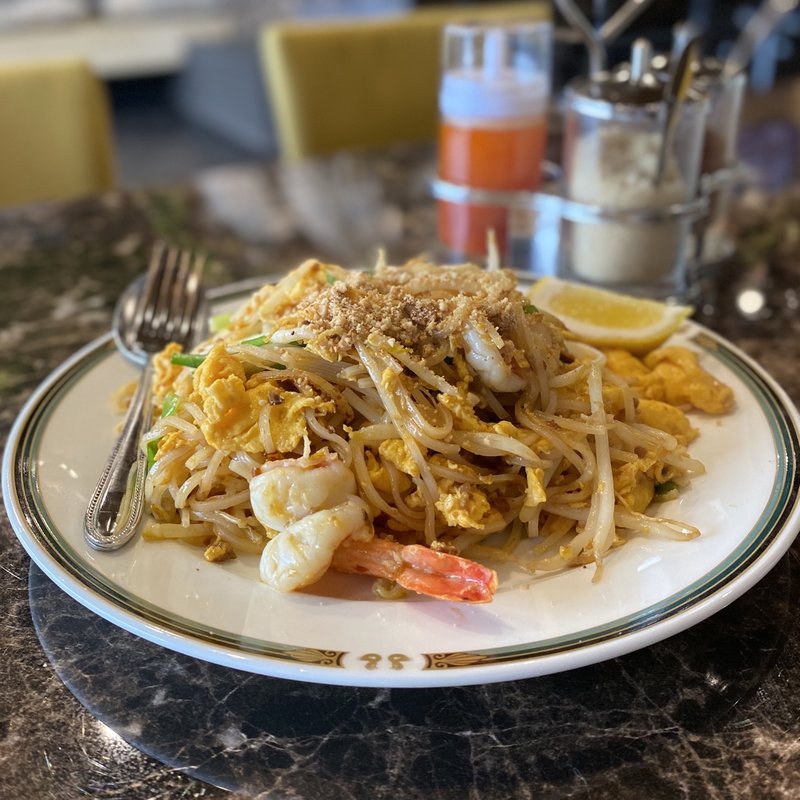 パッタイ クン(タイレストラン ラーロット)