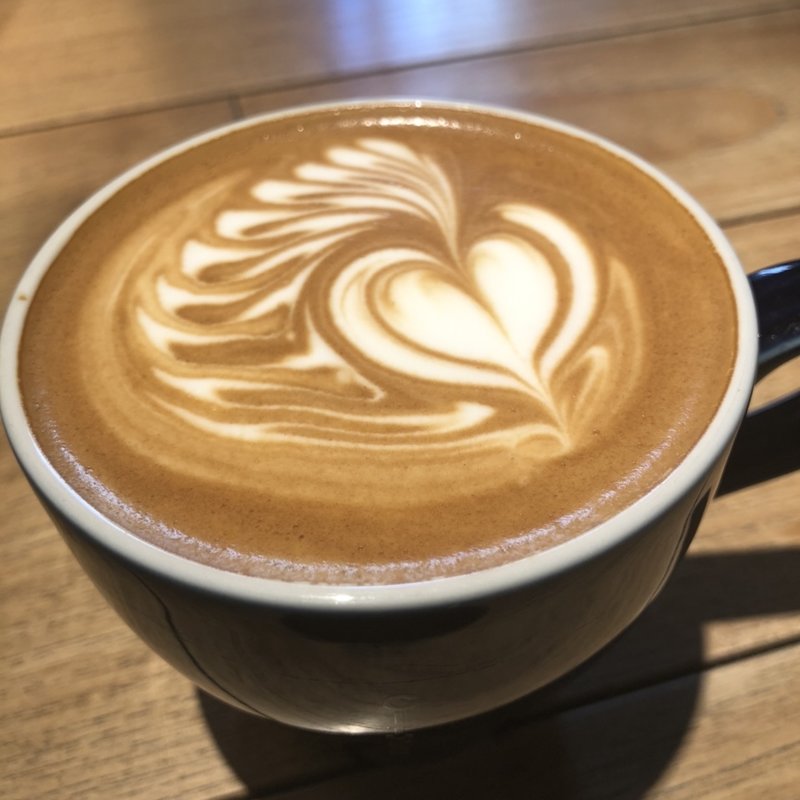 カフェラテ(THE CITY BAKERY 中目黒駅)