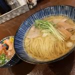 中華そば+ミニ海鮮丼(魚介と中華そば　ととやみち)